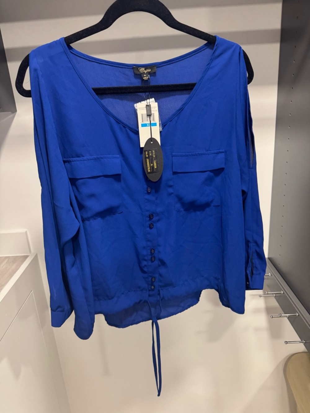 Cupio Cobalt Blue V-Neck Button-Front Blouse